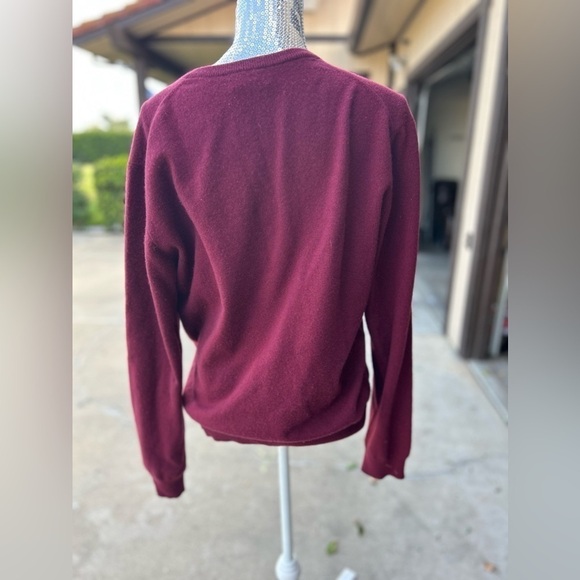 Joseph & Lyman cashmere vneck sweater - Picture 2 of 4